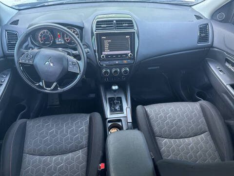 2022 Mitsubishi Outlander Sport LE