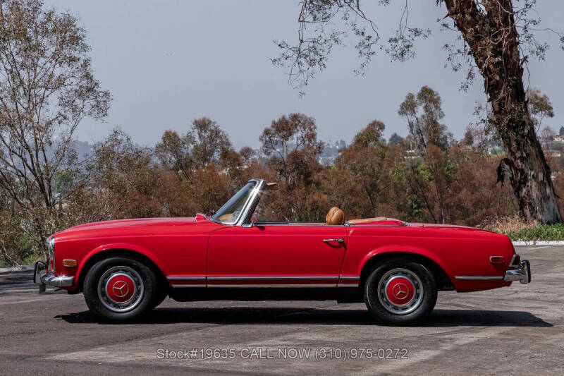 1970 Mercedes-Benz 280-Class