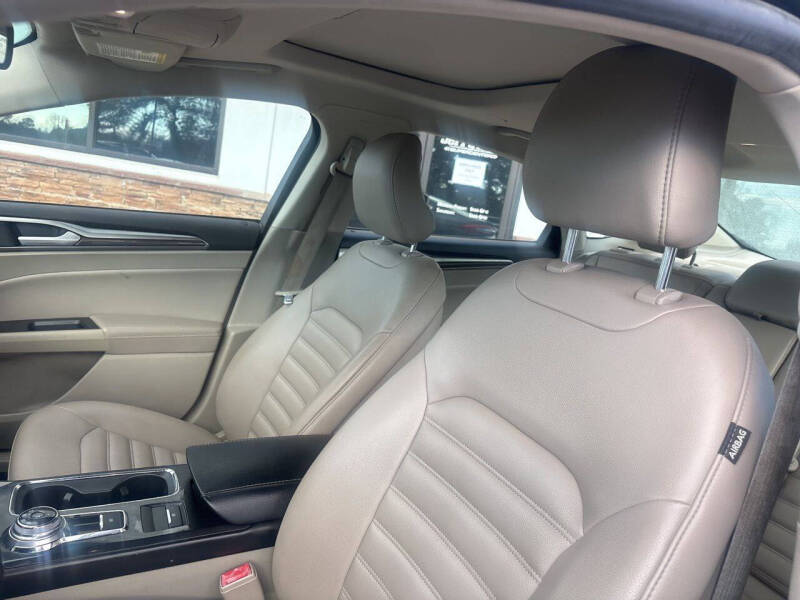 2019 Ford Fusion SEL