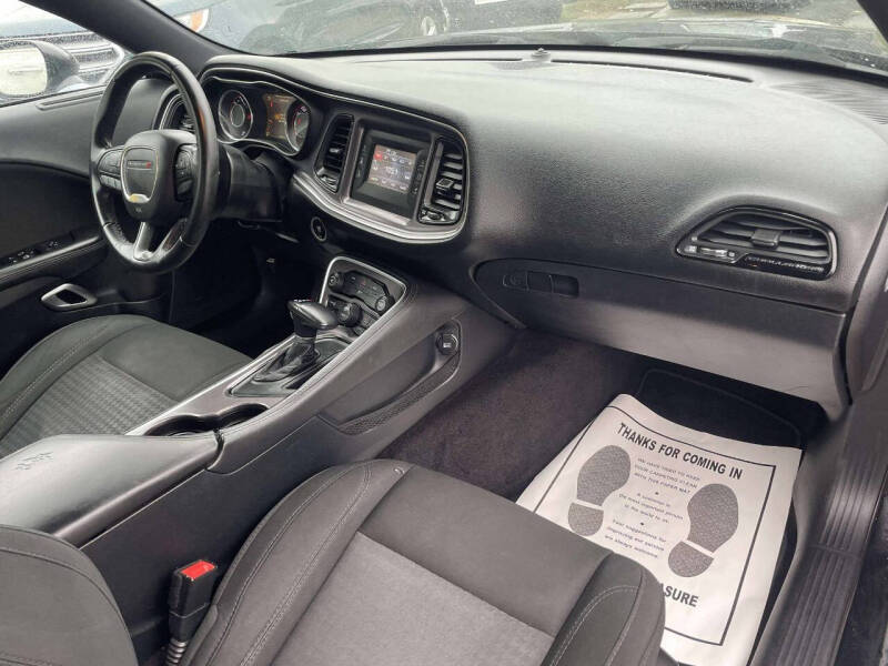 2016 Dodge Challenger SXT