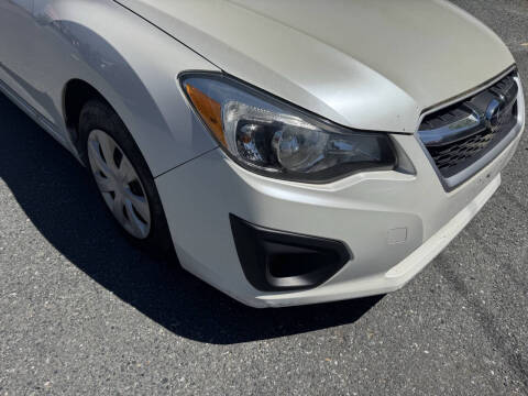 2012 Subaru Impreza 2.0i