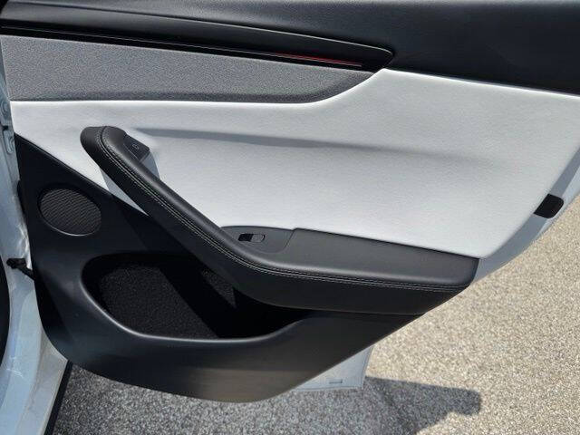 2026 Tesla Model Y Long Range