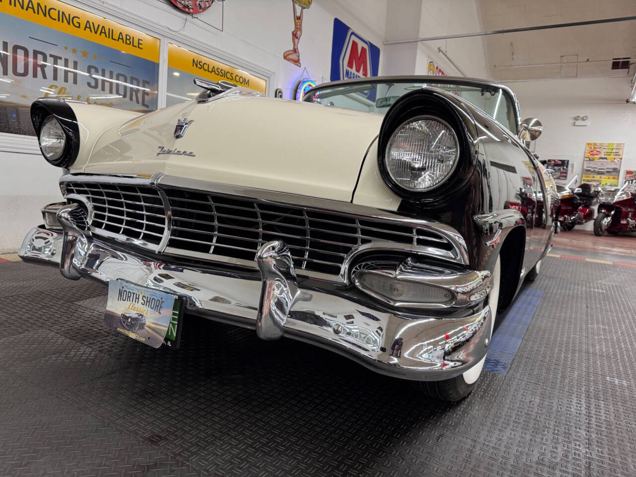1956 Ford Fairlane 12