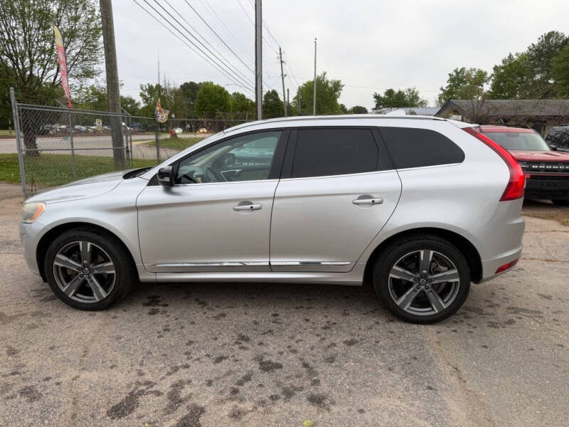 2017 Volvo XC60 T5 Dynamic