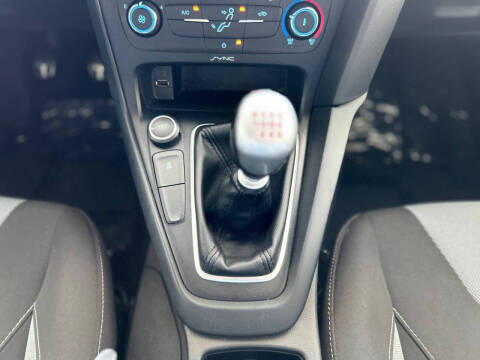 2017 Ford Focus ST