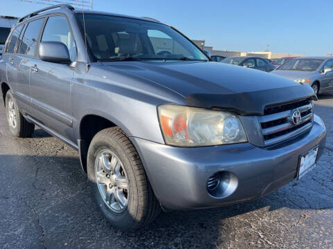 2004 Toyota Highlander for sale at VIP Auto Sales & Service in Franklin OH