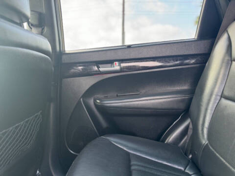 2014 Kia Sorento SX Limited