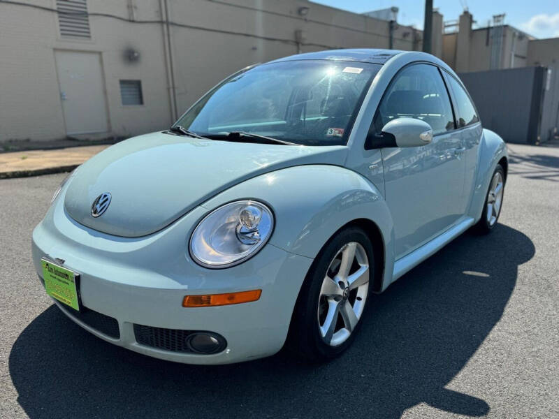 2010 Volkswagen New Beetle for sale at Euro Automotive LLC in Falls Church VA