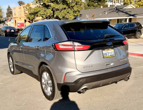 2020 Ford Edge Titanium