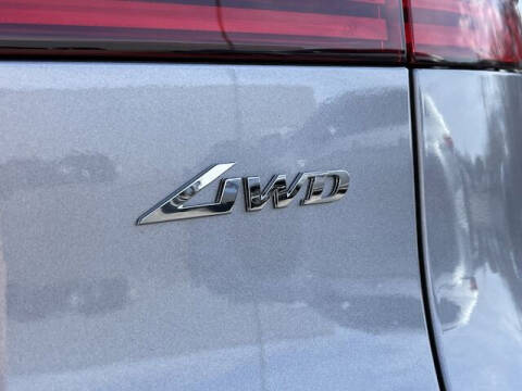 2023 Genesis GV70 2.5T Standard