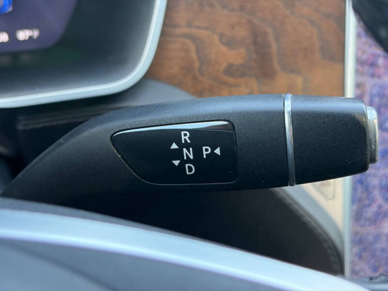 2017 Tesla Model S 75D