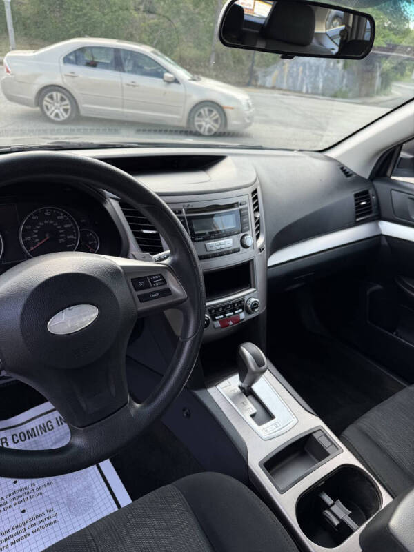 2013 Subaru Outback 2.5i