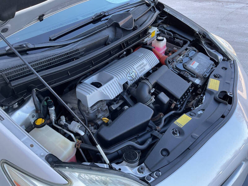 2012 Toyota Prius Two