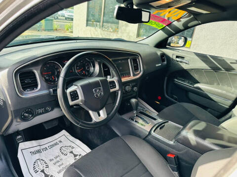 2014 Dodge Charger R/T Plus