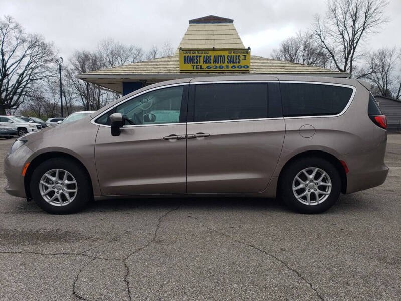 2017 Chrysler Pacifica Touring