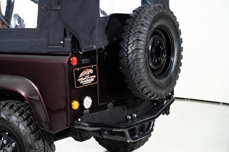 1985 Land Rover Defender