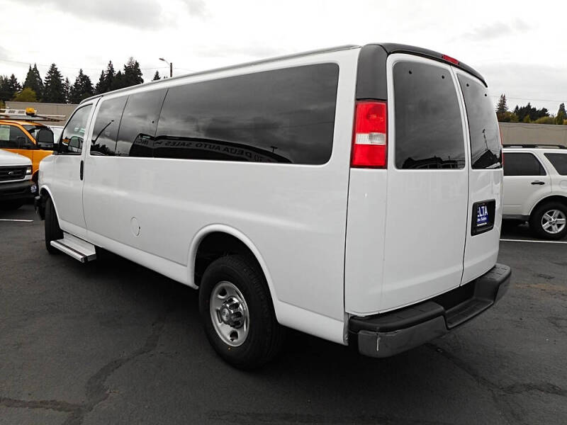 2016 Chevrolet Express LT 3500
