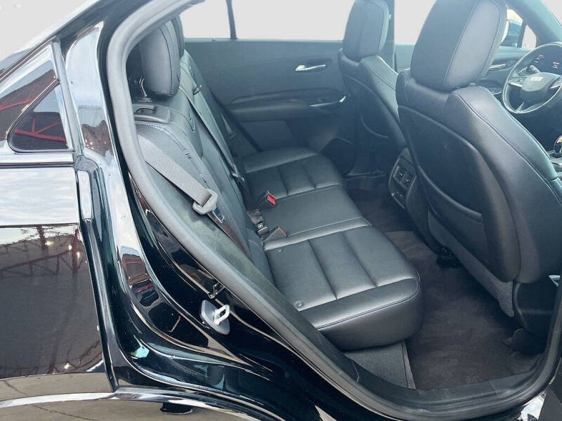 2024 Cadillac XT4 Sport