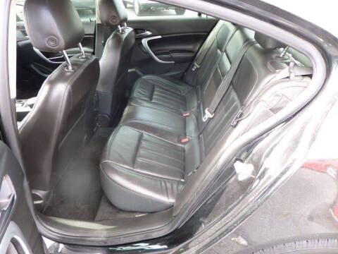 2013 Buick Regal Premium 2