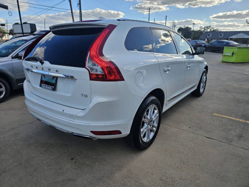 2016 Volvo XC60 T5 Drive-E Premier