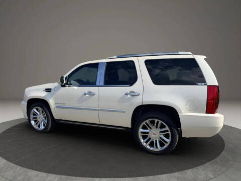 2013 Cadillac Escalade Platinum Edition
