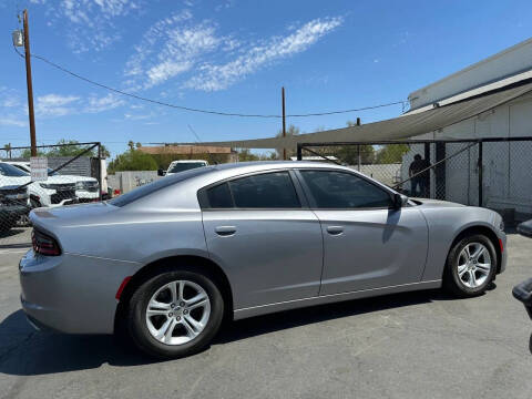 2016 Dodge Charger SE