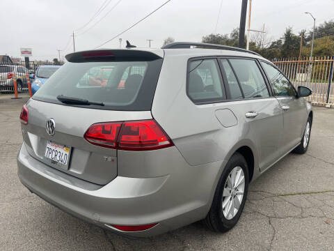 2016 Volkswagen Golf SportWagen TSI Limited Edition