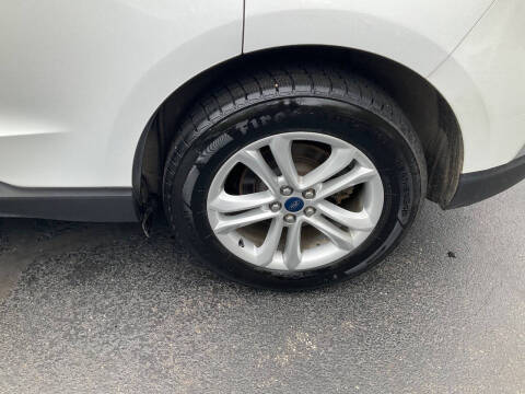 2019 Ford Edge SEL