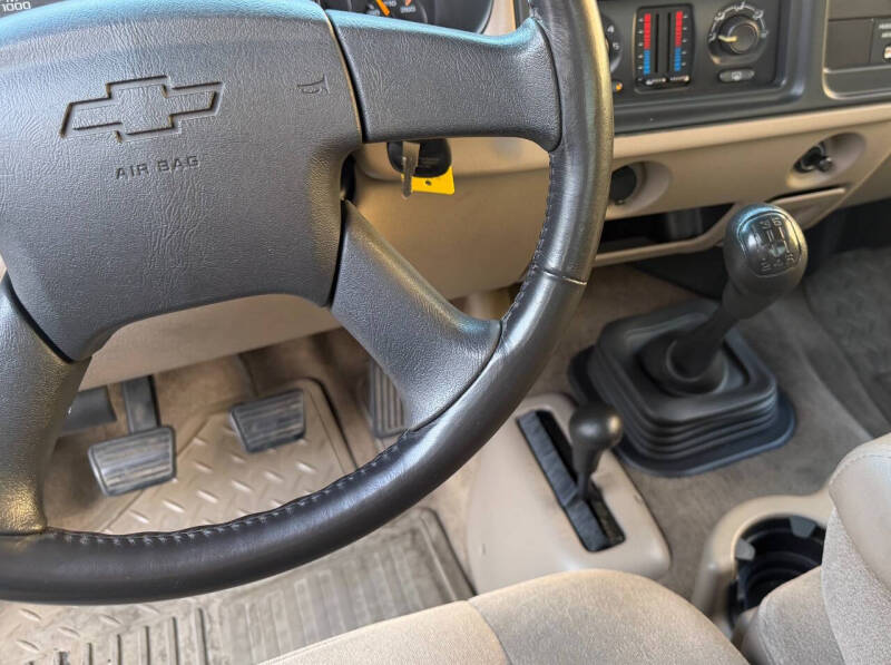 2003 Chevrolet Silverado 2500HD LS
