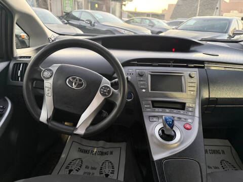 2012 Toyota Prius Two