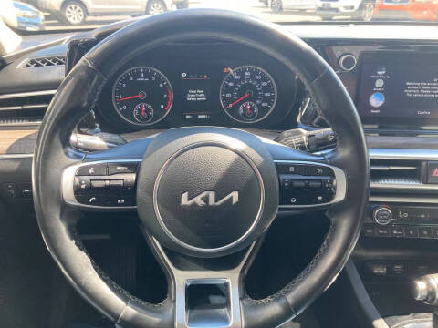 2022 Kia K5 EX