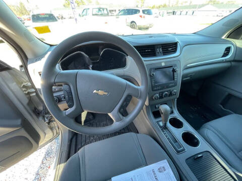 2017 Chevrolet Traverse LS