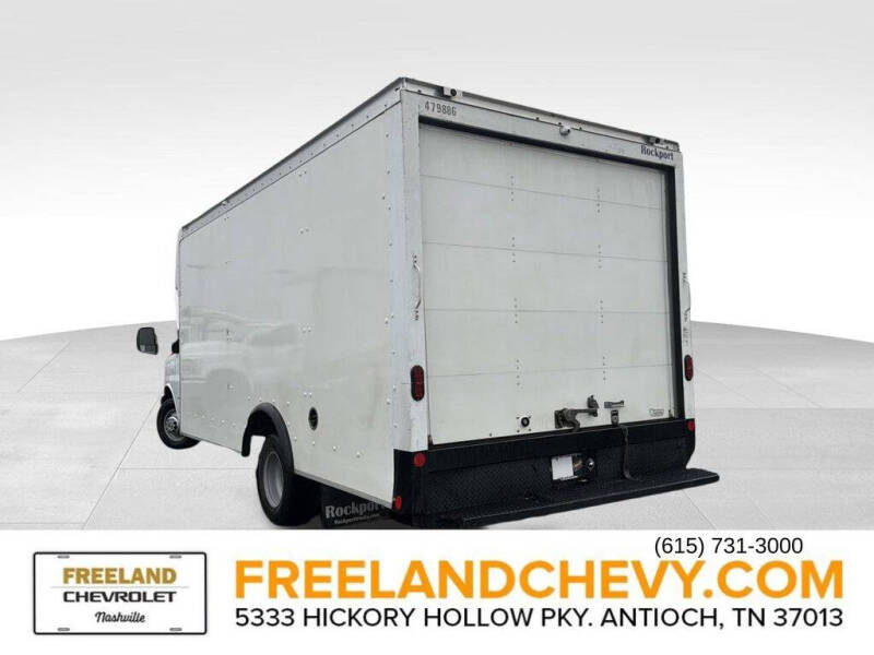 2022 Chevrolet Express 3500