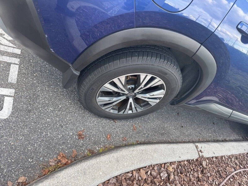 2022 Nissan Rogue SV