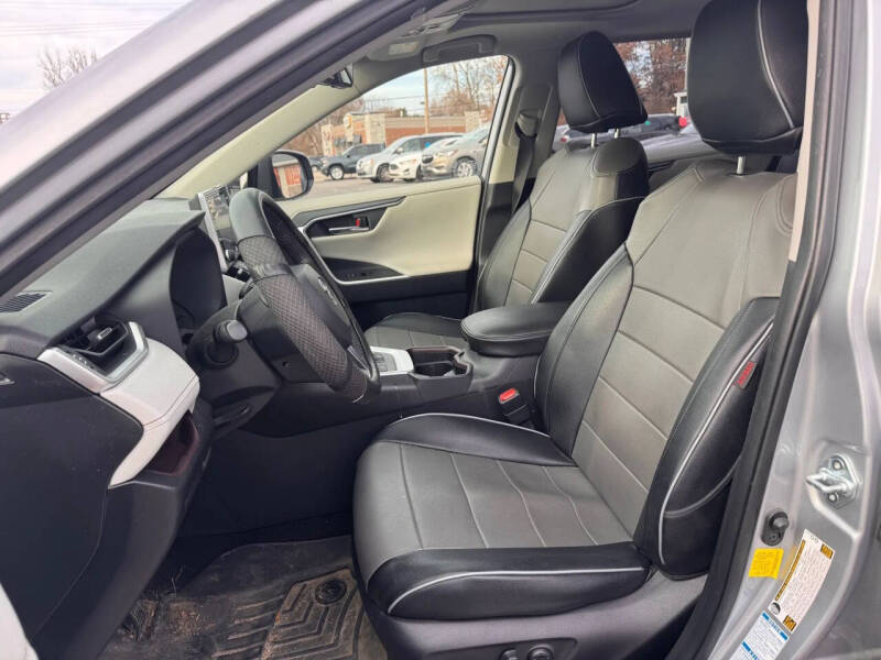 2019 Toyota RAV4 Hybrid Limited