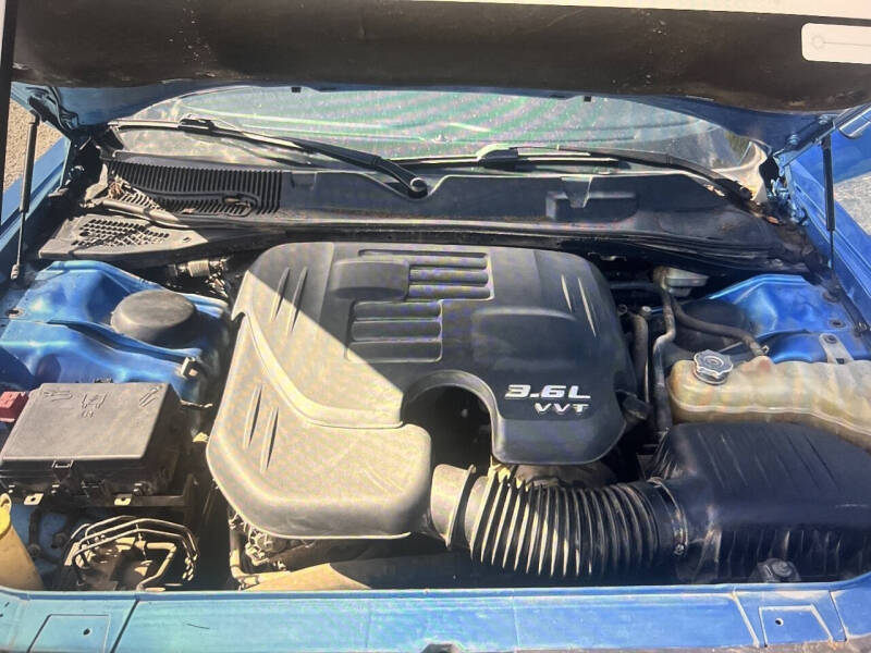 2015 Dodge Challenger SXT Plus