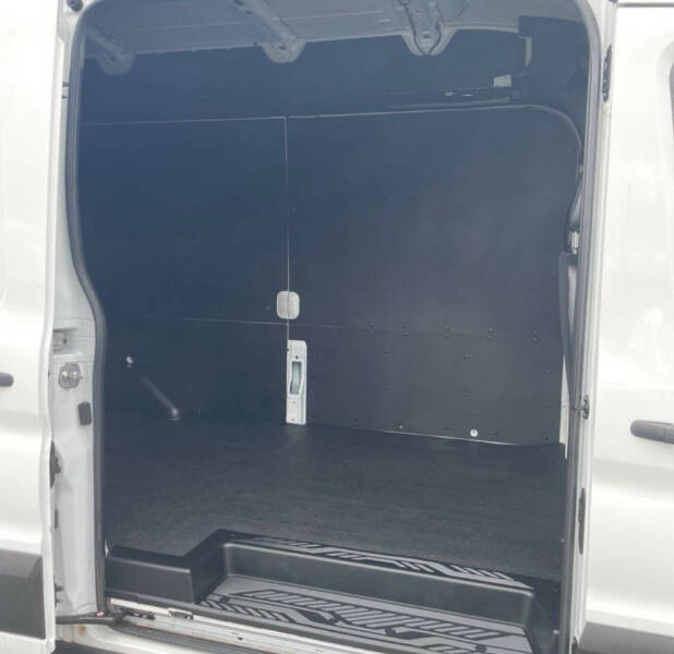 2023 Ford Transit 250