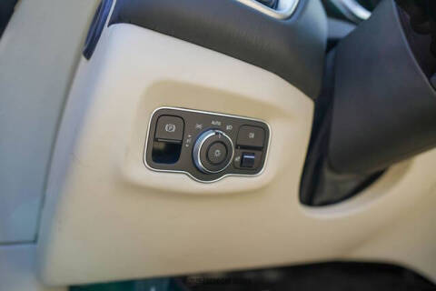 2020 Aston Martin DB11 Volante