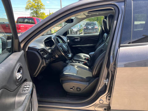 2019 Jeep Cherokee Altitude