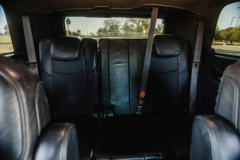 2016 Cadillac Escalade Platinum
