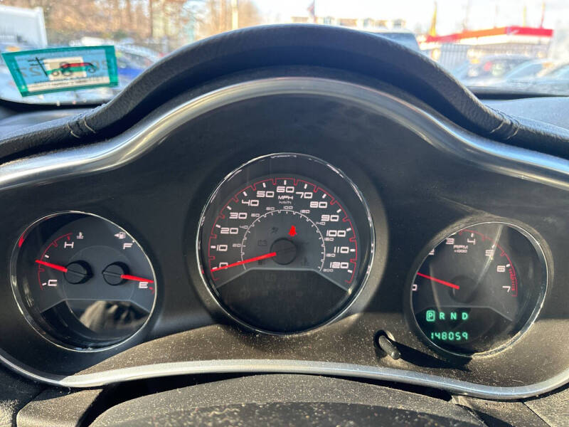 2013 Dodge Avenger SE