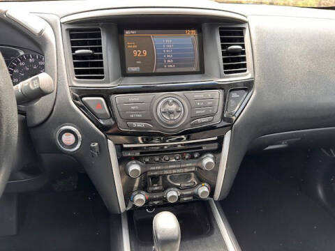 2013 Nissan Pathfinder S