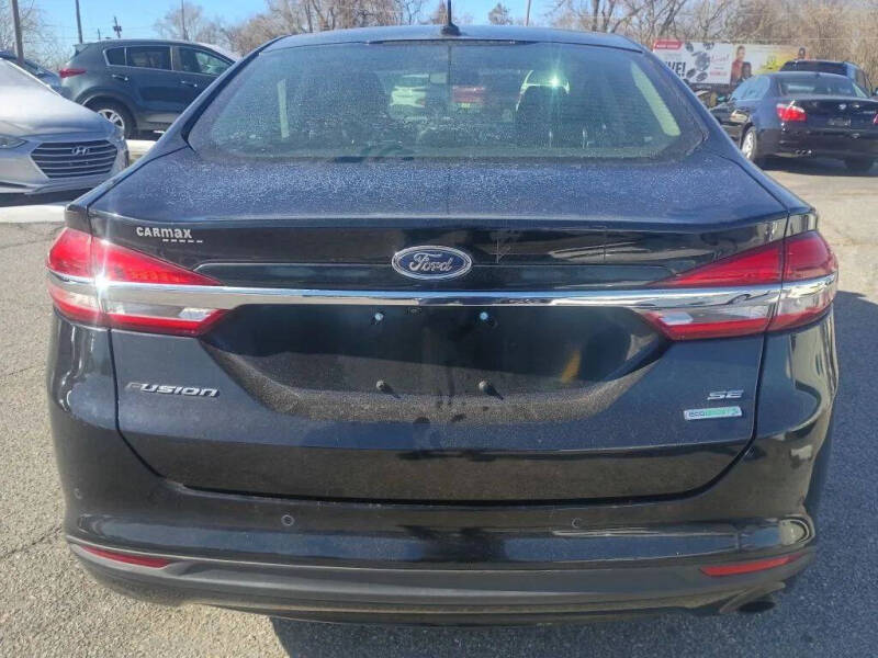 2017 Ford Fusion SE