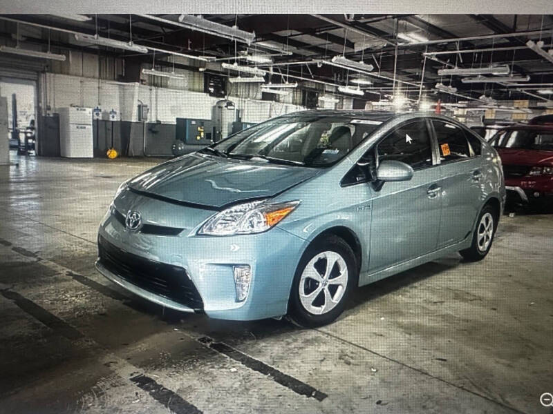 2013 Toyota Prius Two