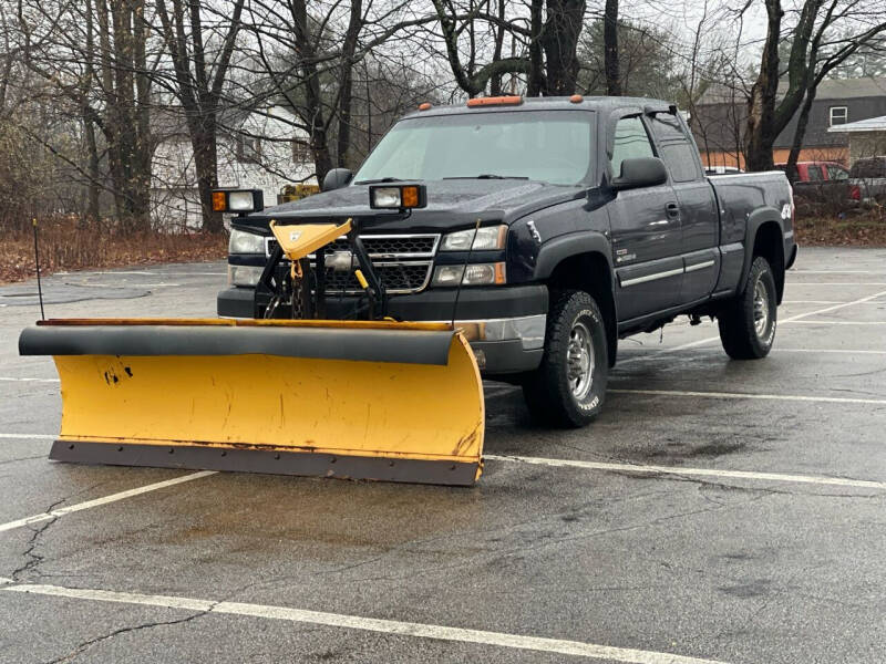 2005 Chevrolet Silverado 2500HD for sale at Hillcrest Motors in Derry NH