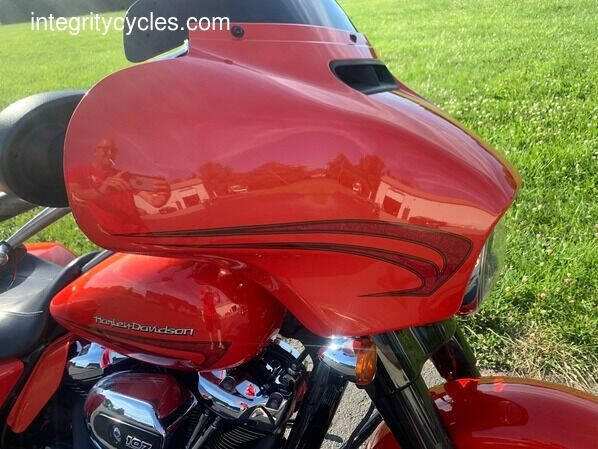 2017 Harley-Davidson Street Glide Special