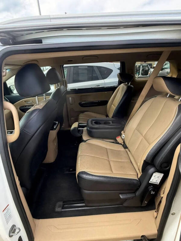 2015 Kia Sedona