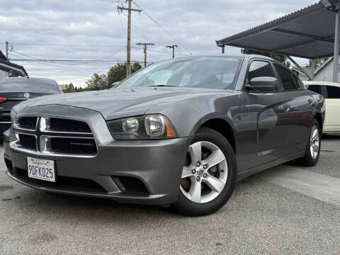 2012 Dodge Charger SE