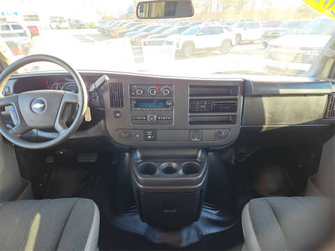 2024 Chevrolet Express 2500