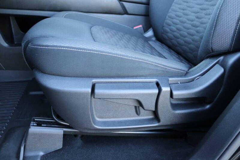 2022 Nissan Pathfinder S